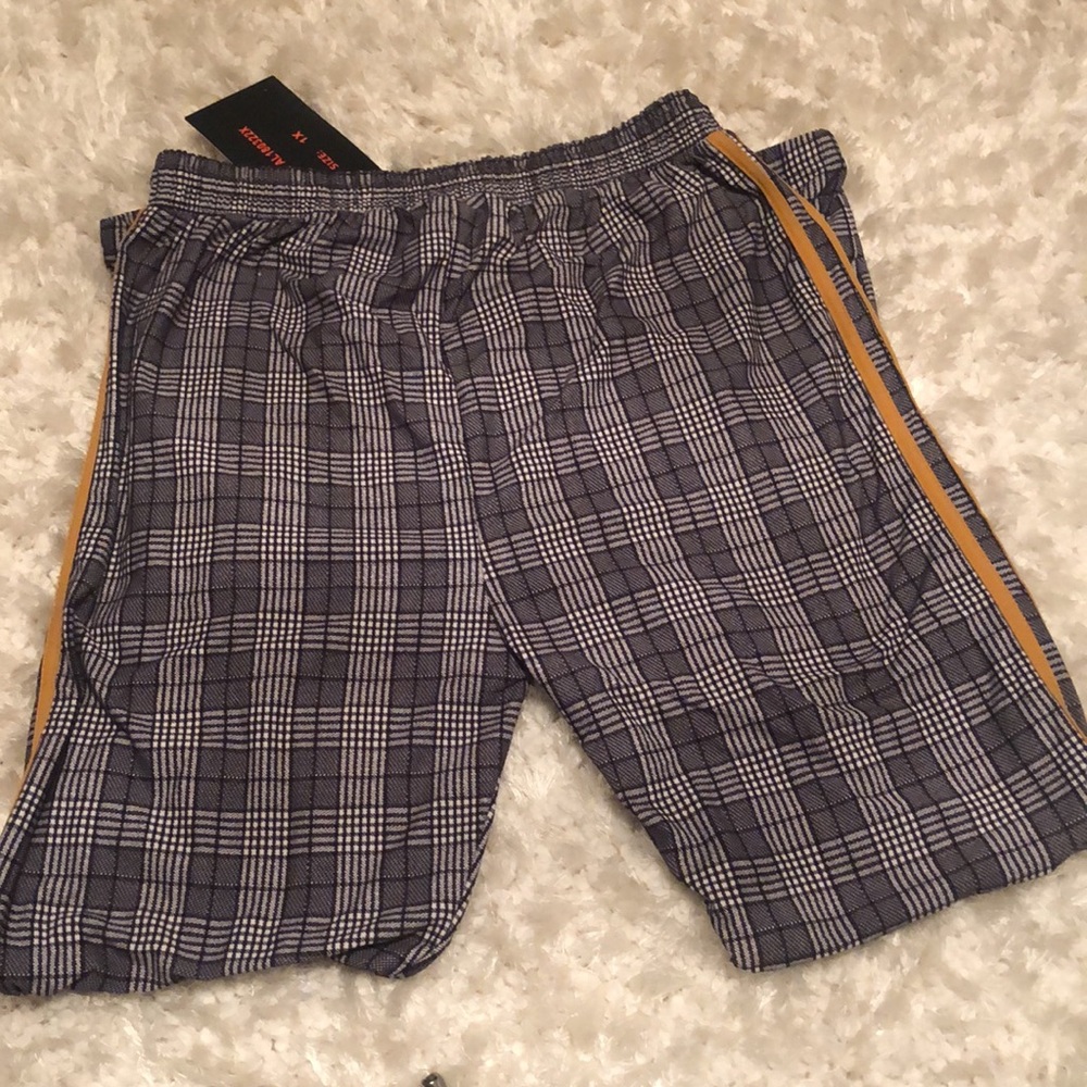 Plaid Drawstring Pants - Picture 5 of 5